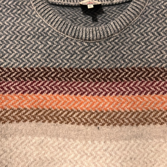 Faherty Donegal Ombre Crew - Picture 4 of 4